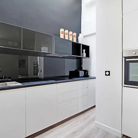 شقة Superb With Hammam -4br-12p- Bastille