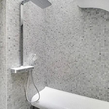 Superb With Hammam -4br-12p- Bastille