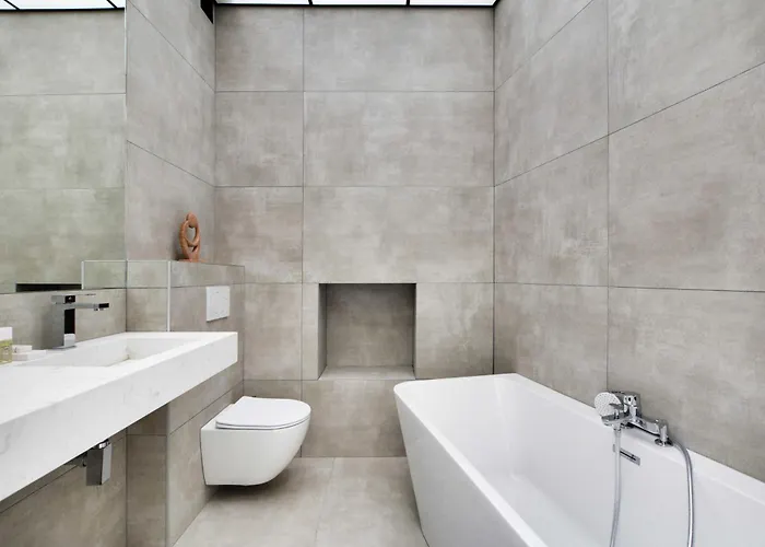 Superb With Hammam -4br-12p- Bastille Paris