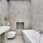 Superb With Hammam -4br-12p- Bastille 파리
